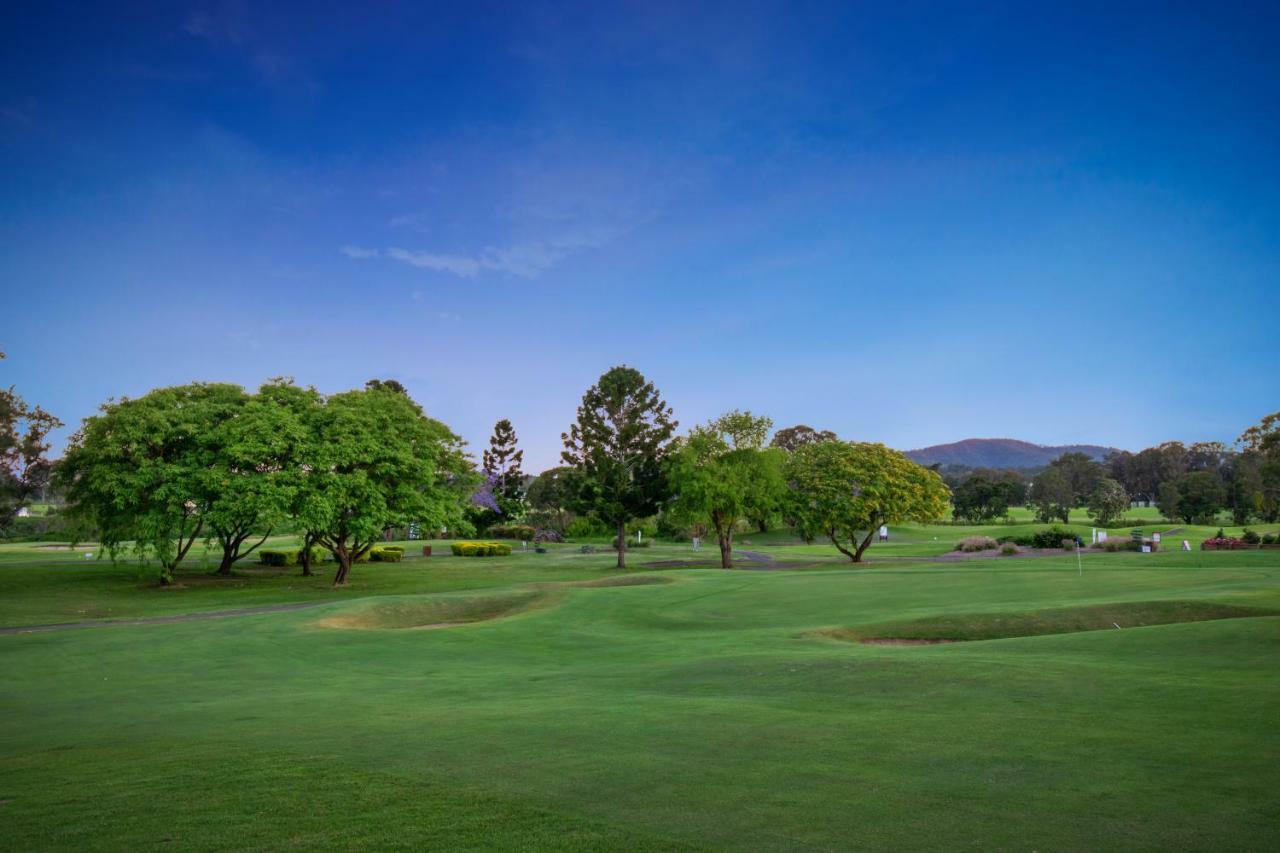 Fairway Village @ Windaroo Lakes Golf Club Buitenkant foto